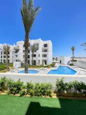 Marassi Ground chalet 3 bedrooms Direct on pool